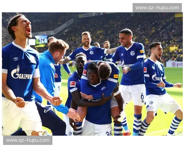 鲁尔德比：当蓝色与黄色在威斯特法伦的火焰中碰撞